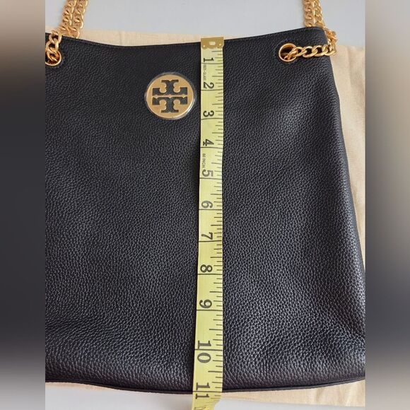 NWOT! Tory Burch Everly Swingpack Black Leather Shoulder Bag - Picture 8 of 10